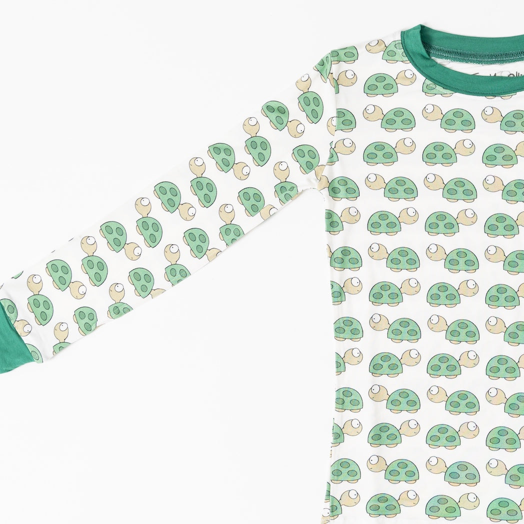 Toddler Toothed Green Dino • 'Sleep Tight' Two-Piece Bamboo Pajama a –  Tegan & Ollie